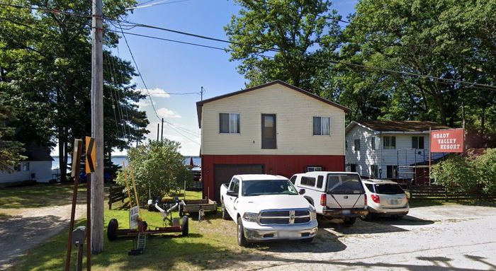 Shady Valley Resort - From Web Listing (newer photo)